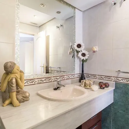 Lujo Al Lado Del Aeropuerto Parking Free Apartment Malaga